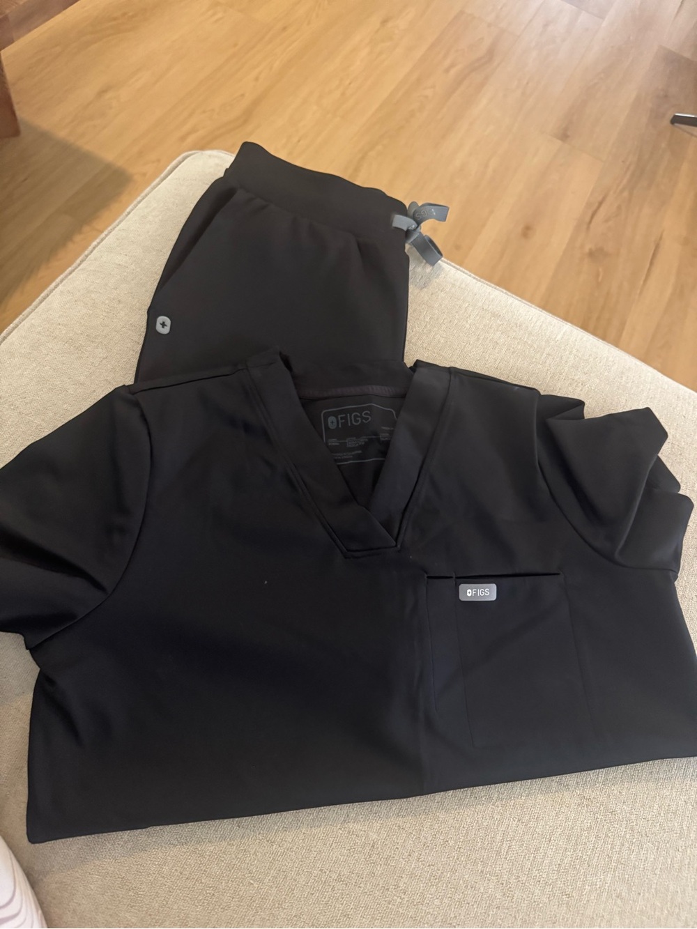 Figs Black V-Neck Scrub Top and Pants